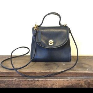 Vintage Coach Crossbody bag